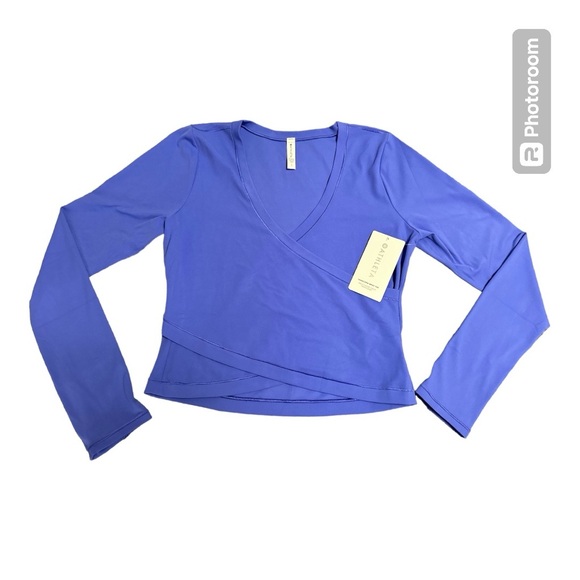 Athleta NWT Transcend Wrap Top - Size L - Picture 2 of 9